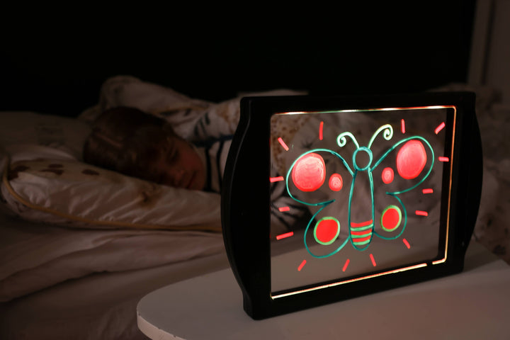 Glow Art Light-Up Drawing Board